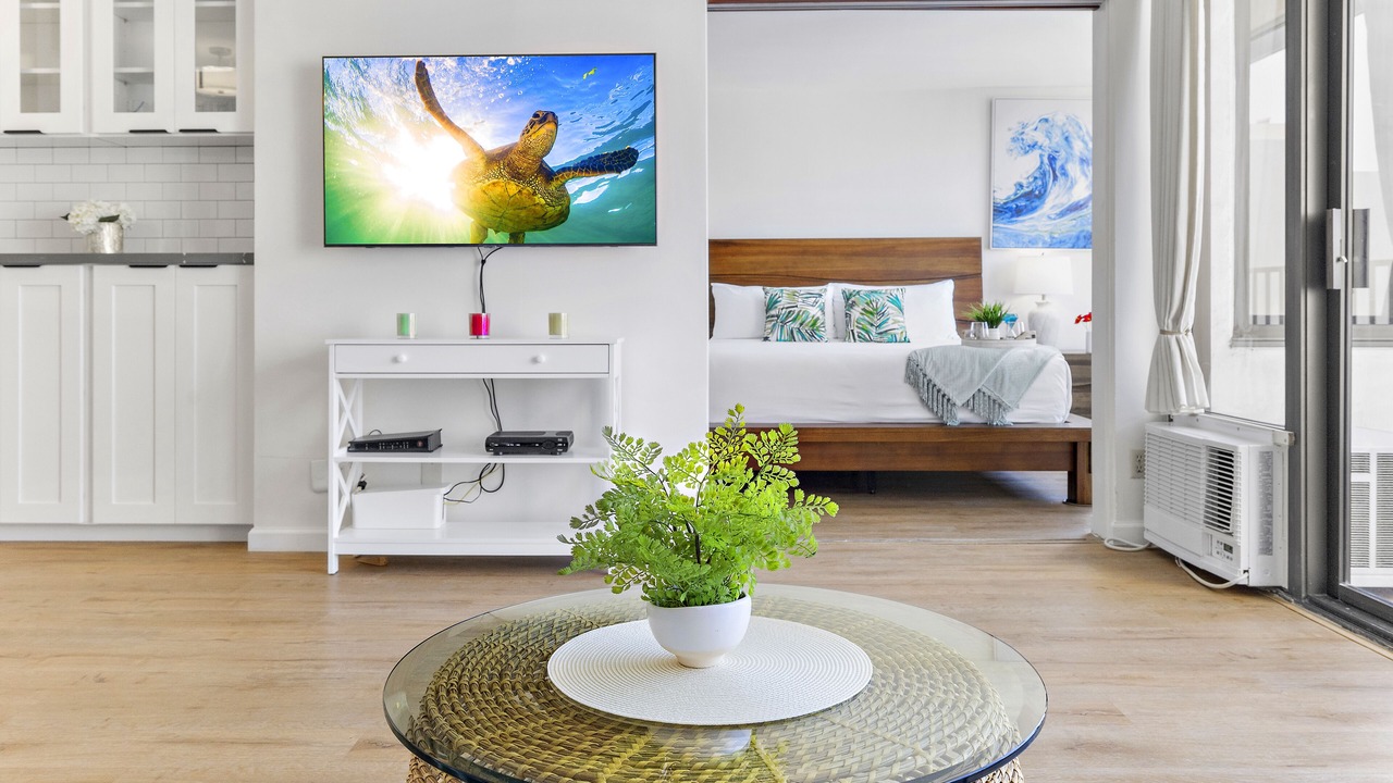 Photo of Bedroom in Waikiki