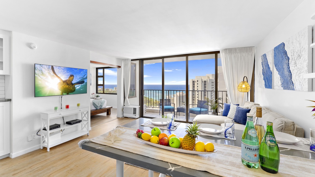 Photo of Bedroom in Waikiki
