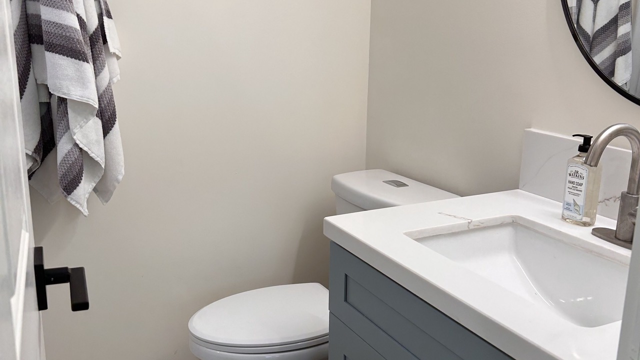 Photo of Bathroom in Haleiwa