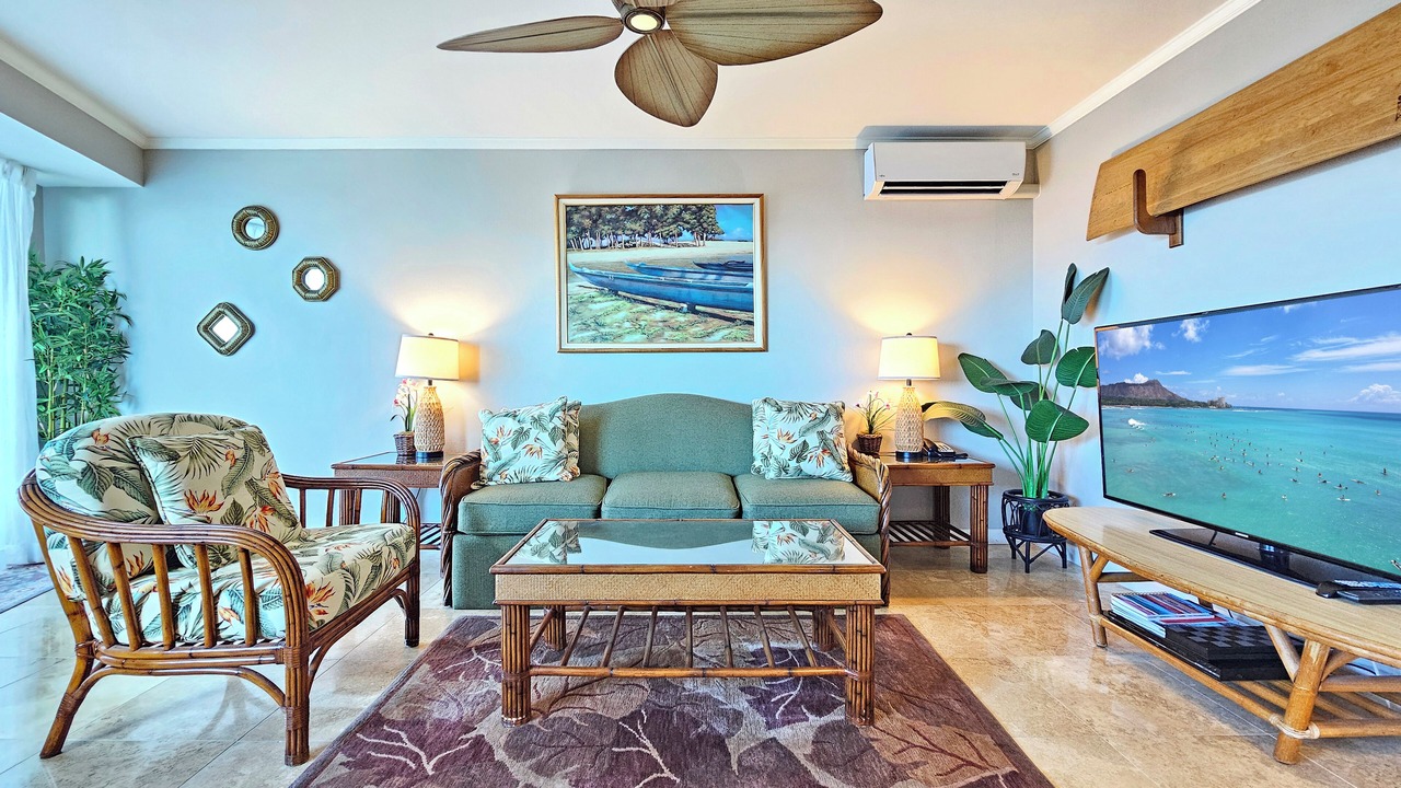Photo of Livingroom in McCully - Moiliili