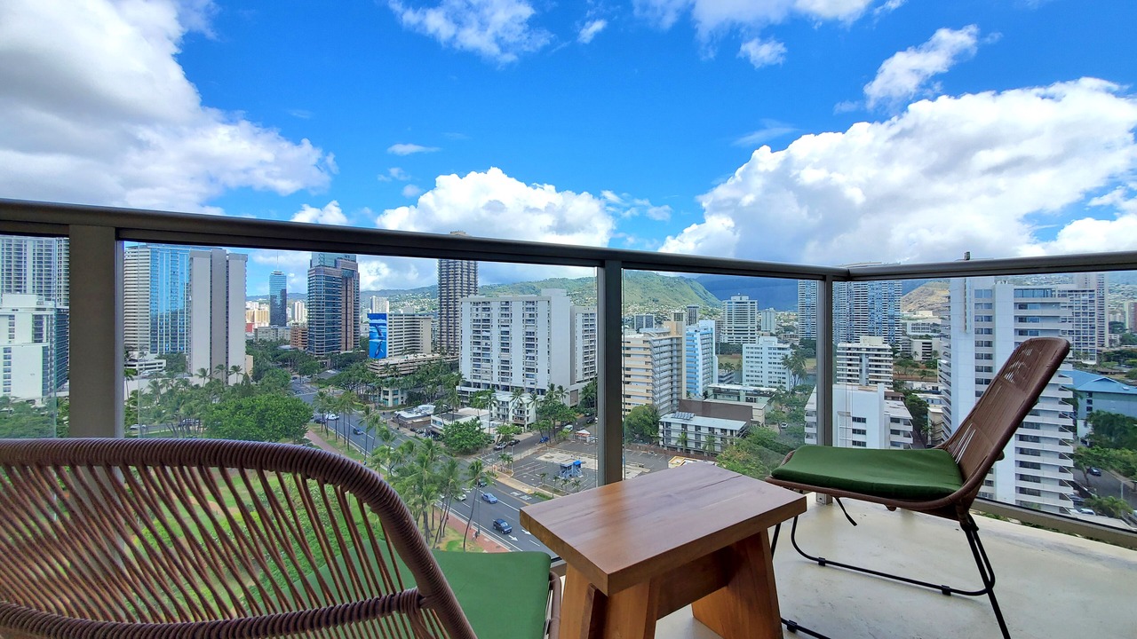 Photo of Outdoor in McCully - Moiliili