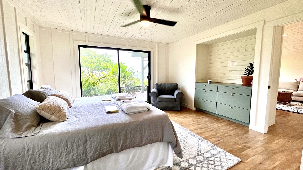 Photo of Bedroom in Kapaau