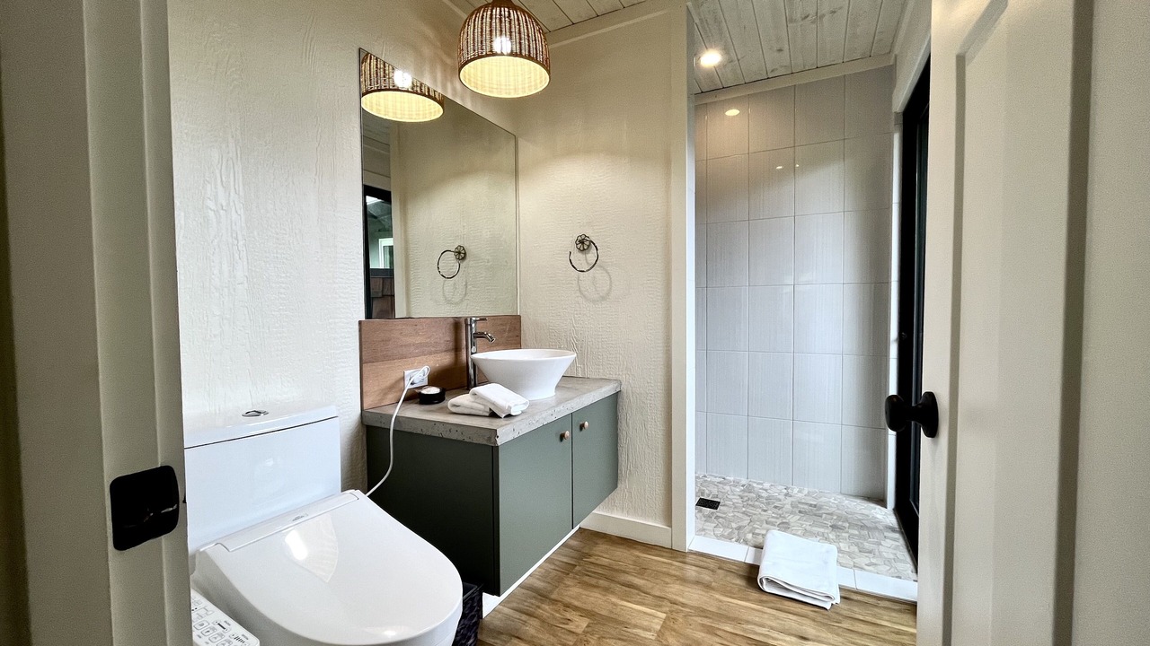 Photo of Bathroom in Kapaau