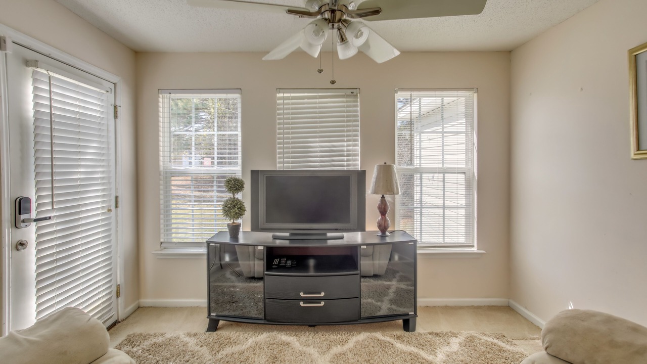 Photo of Livingroom in Conway