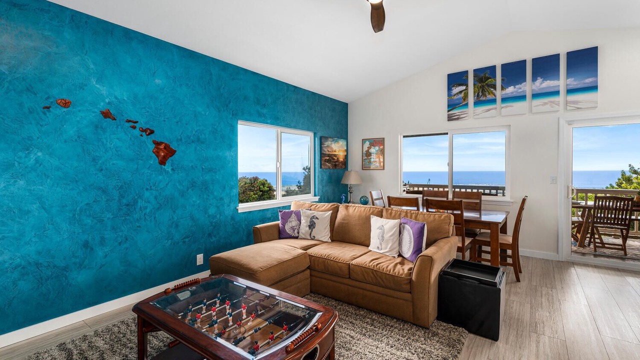 Photo of Livingroom in Kona Palisades