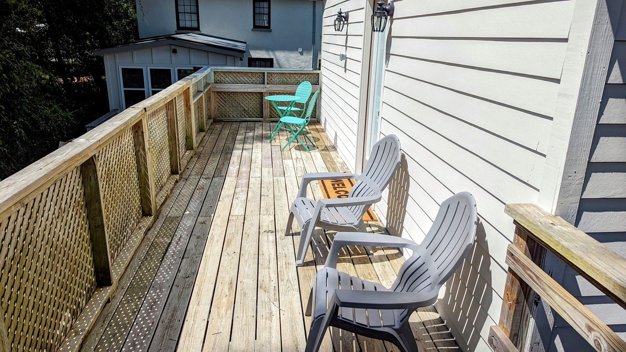 Photo of Outdoor in Riverland Terrace