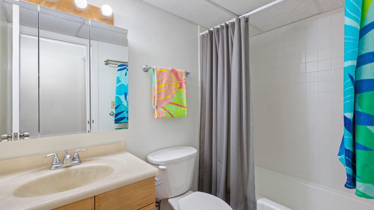 Photo of Bathroom in McCully - Moiliili