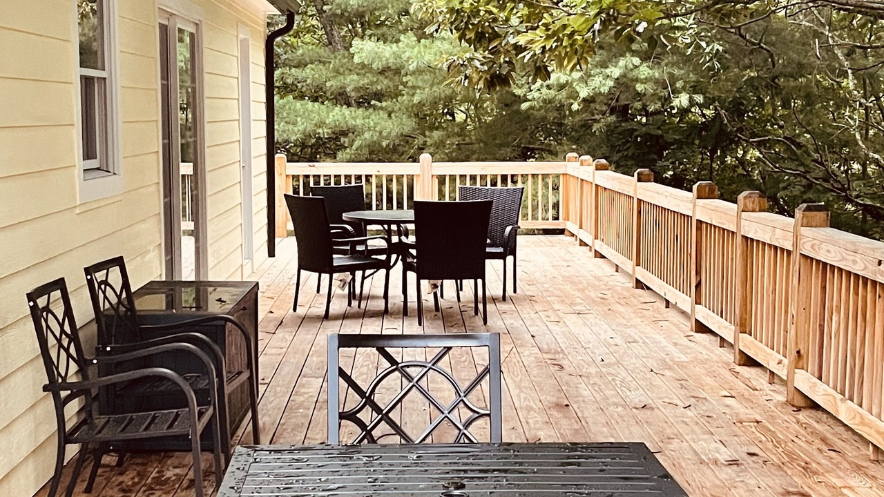 Photo of Outdoor in Bakersville