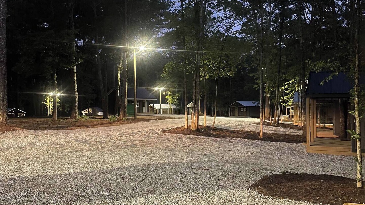 Photo of Others in Hartwell
