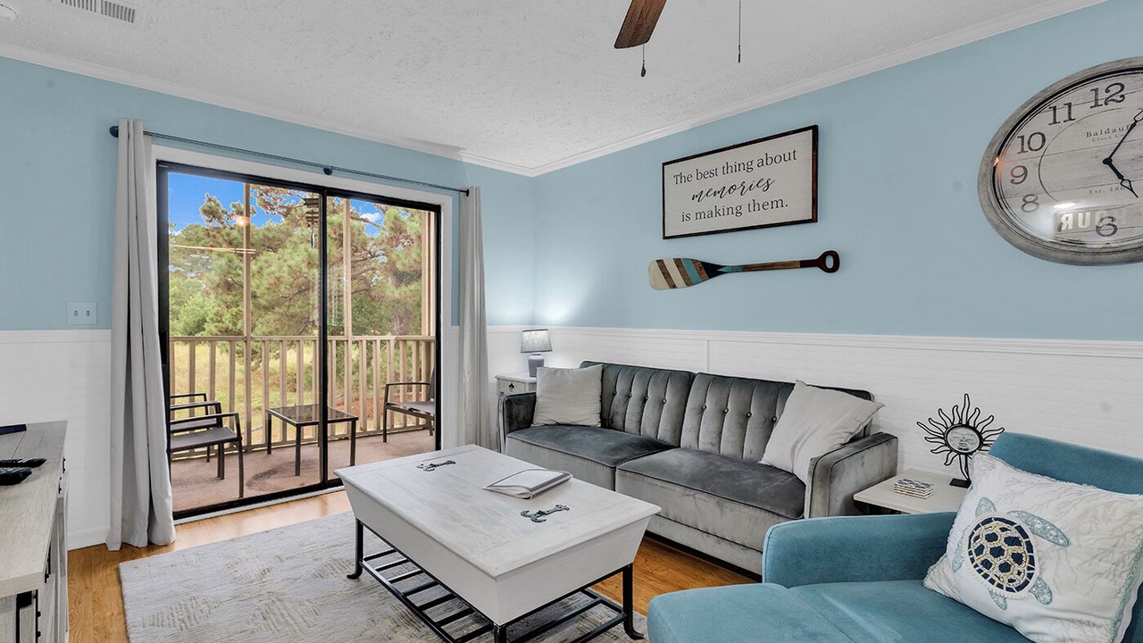 Photo of Livingroom in Little River