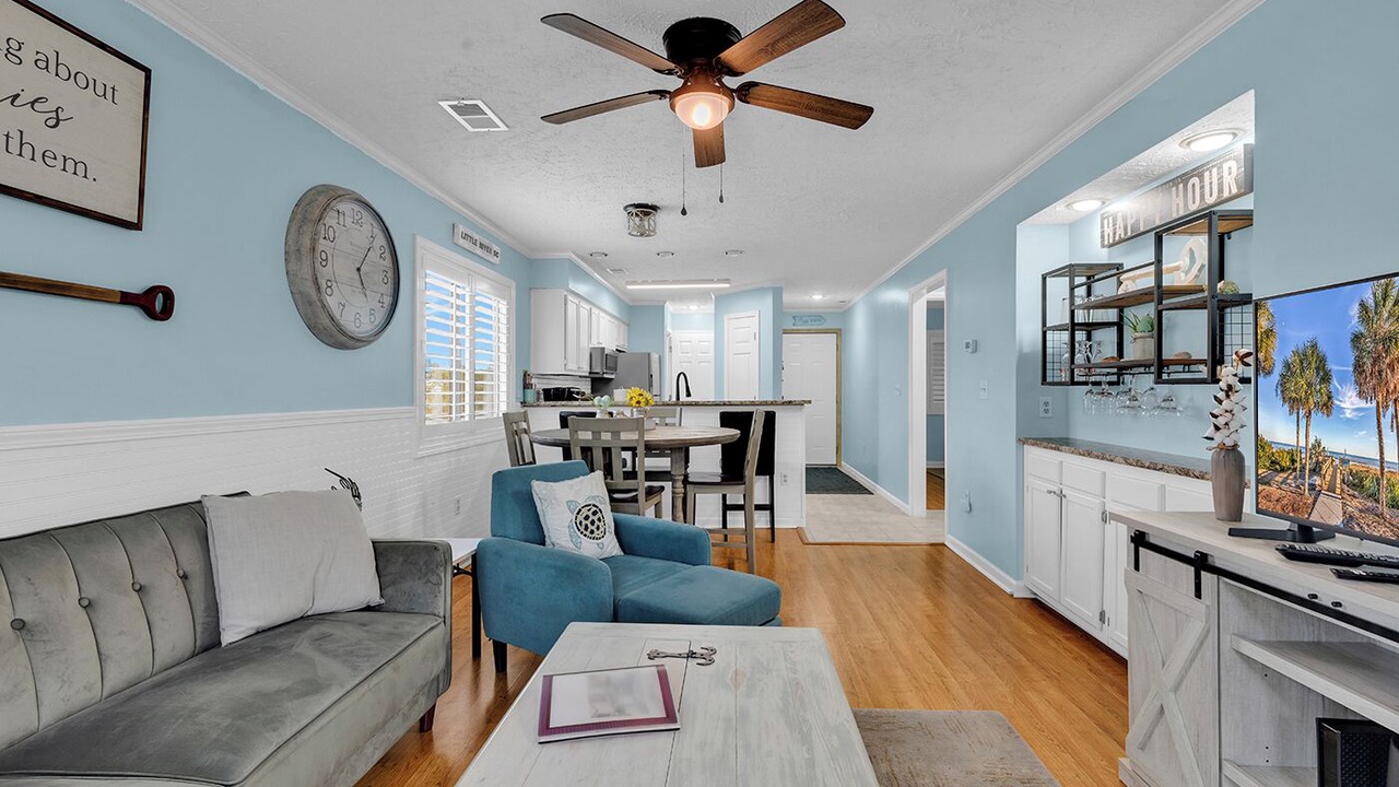 Photo of Livingroom in Little River