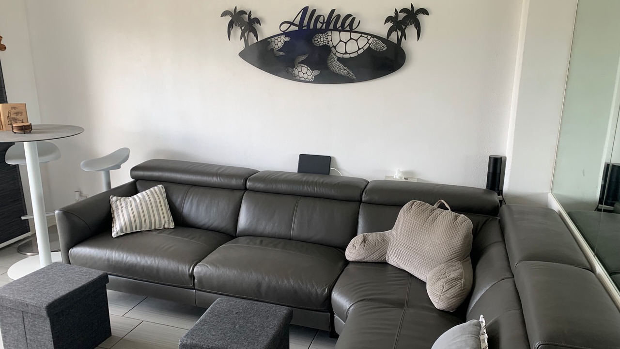 Photo of Livingroom in Waikiki