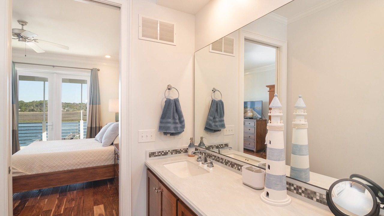 Photo of Bathroom in Holden Beach