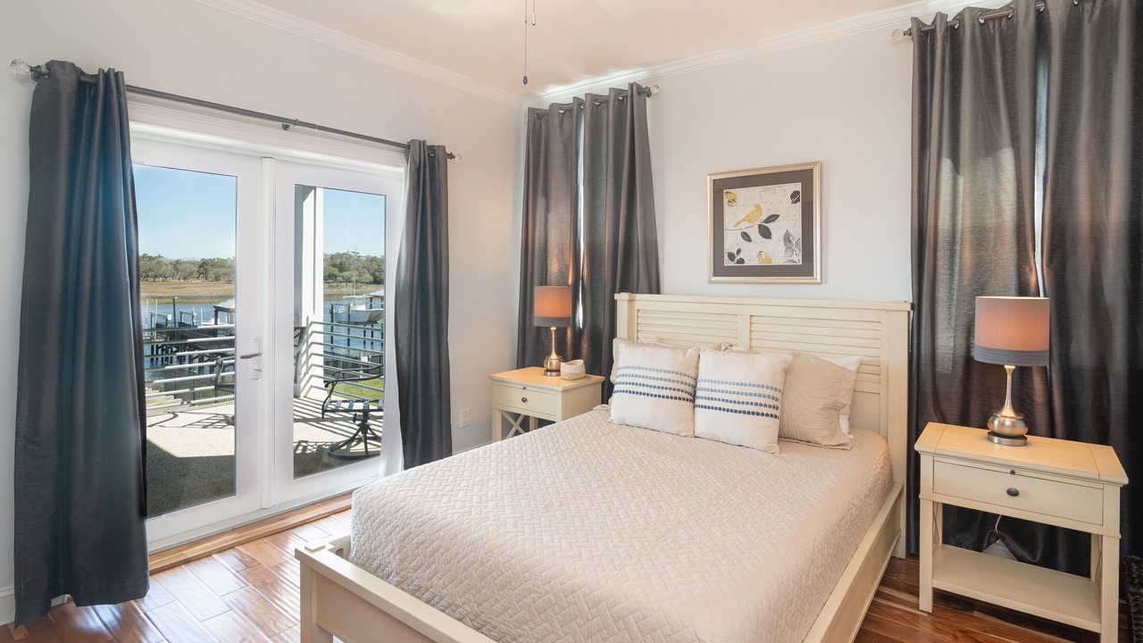 Photo of Bedroom in Holden Beach