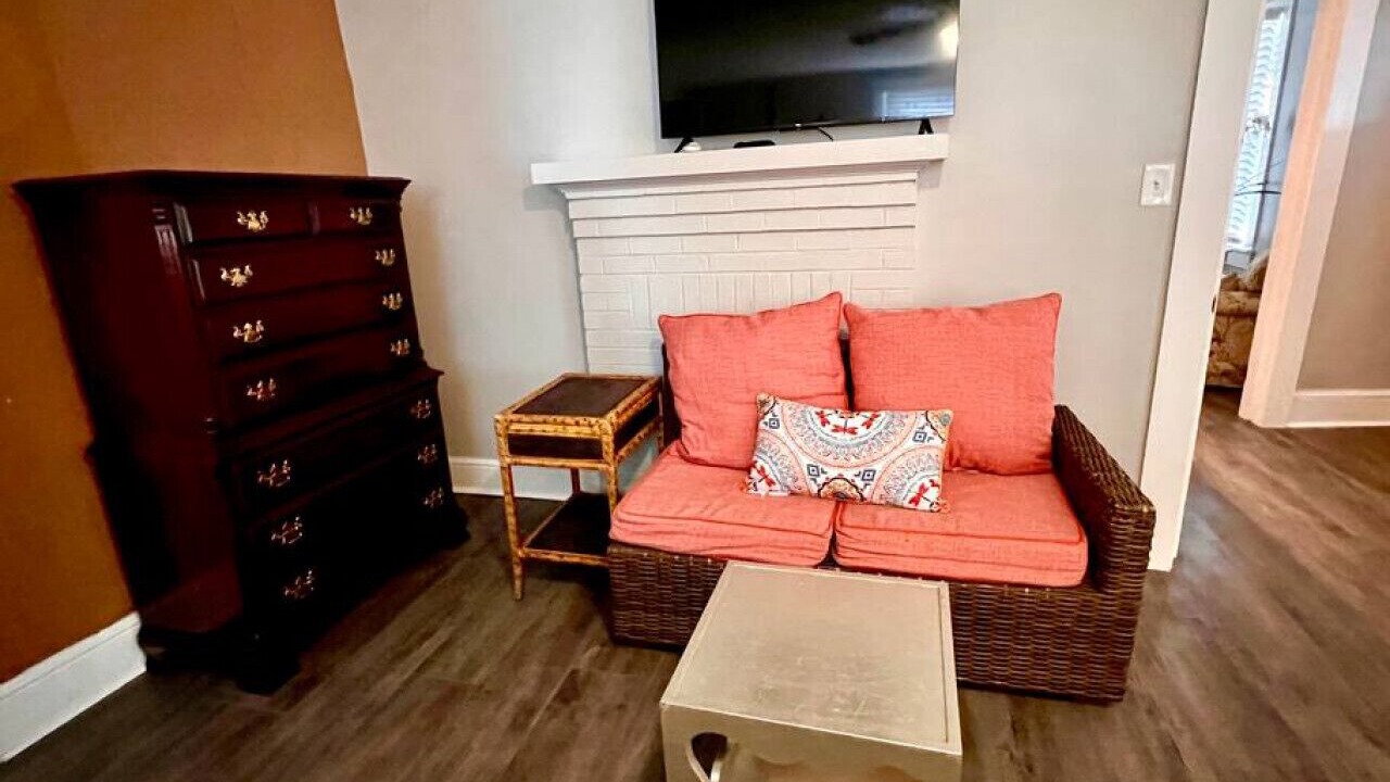 Photo of Livingroom in Greer