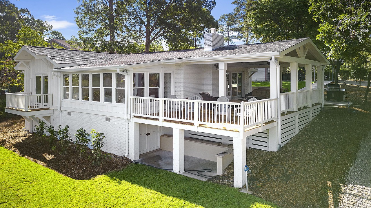 Photo of Outdoor in Chapin