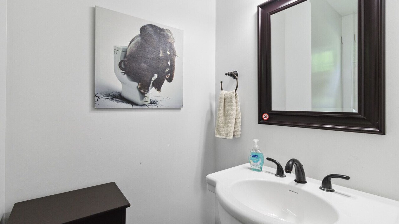 Photo of Bathroom in Suwanee