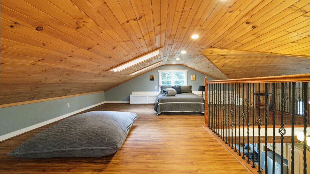 Photo of Bedroom in Suwanee