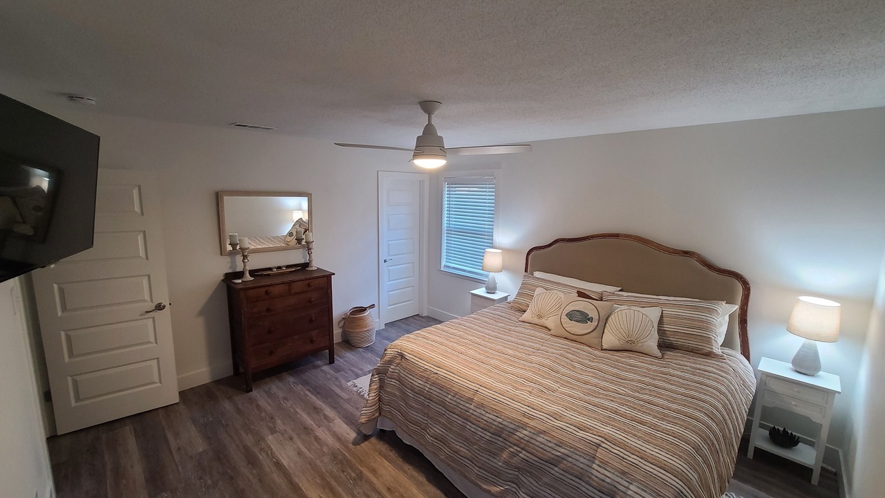 Photo of Bedroom in Whitemarsh Island