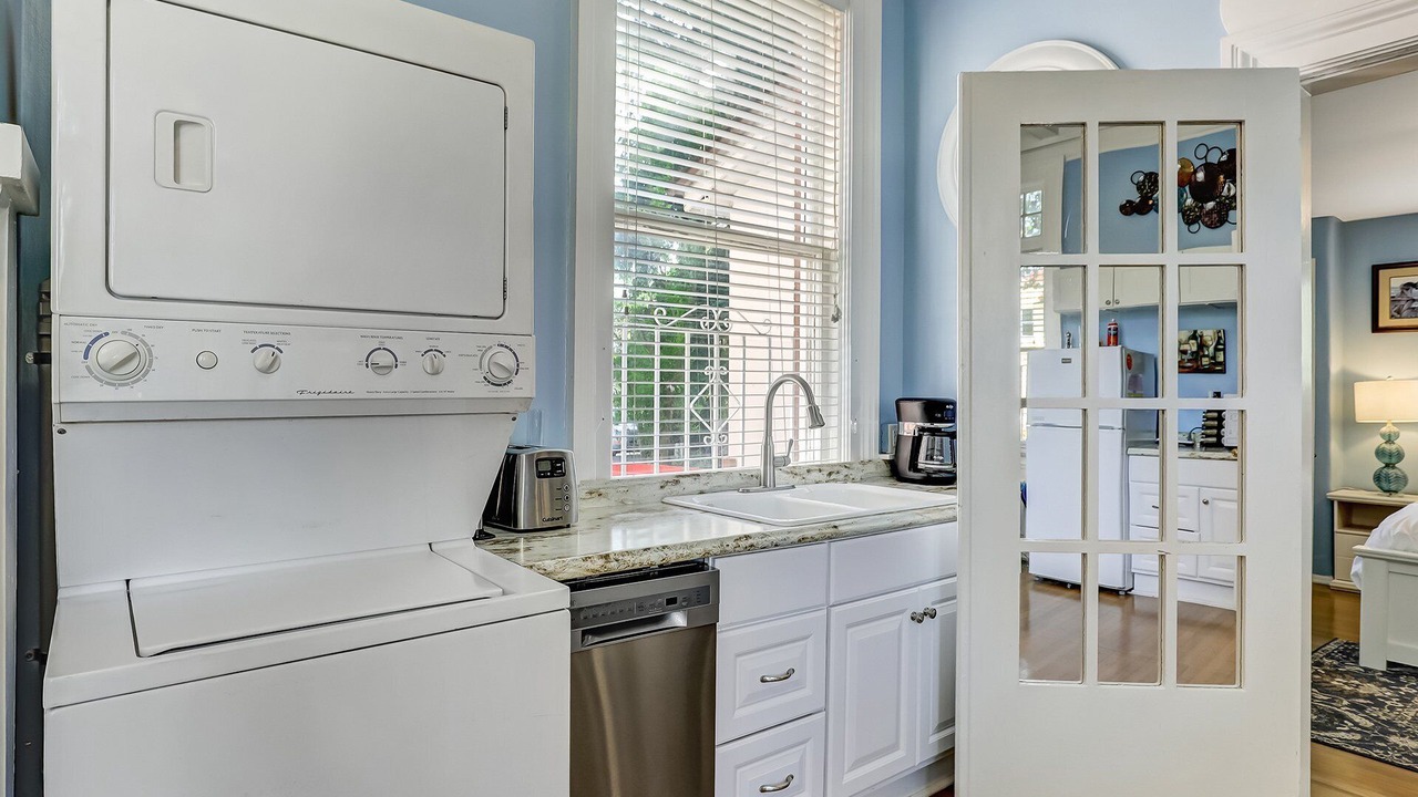 Photo of Kitchen in Thomas Square