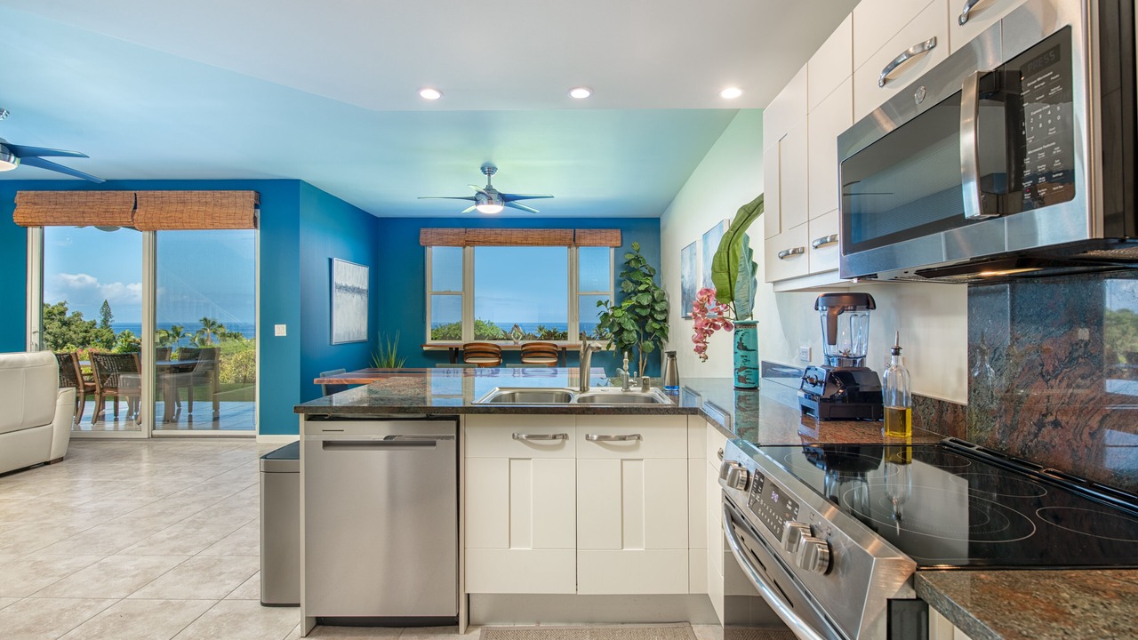 Photo of Kitchen in Kona Palisades