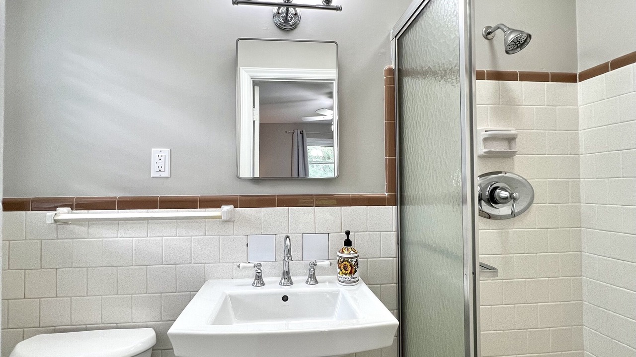 Photo of Bathroom in Hanahan