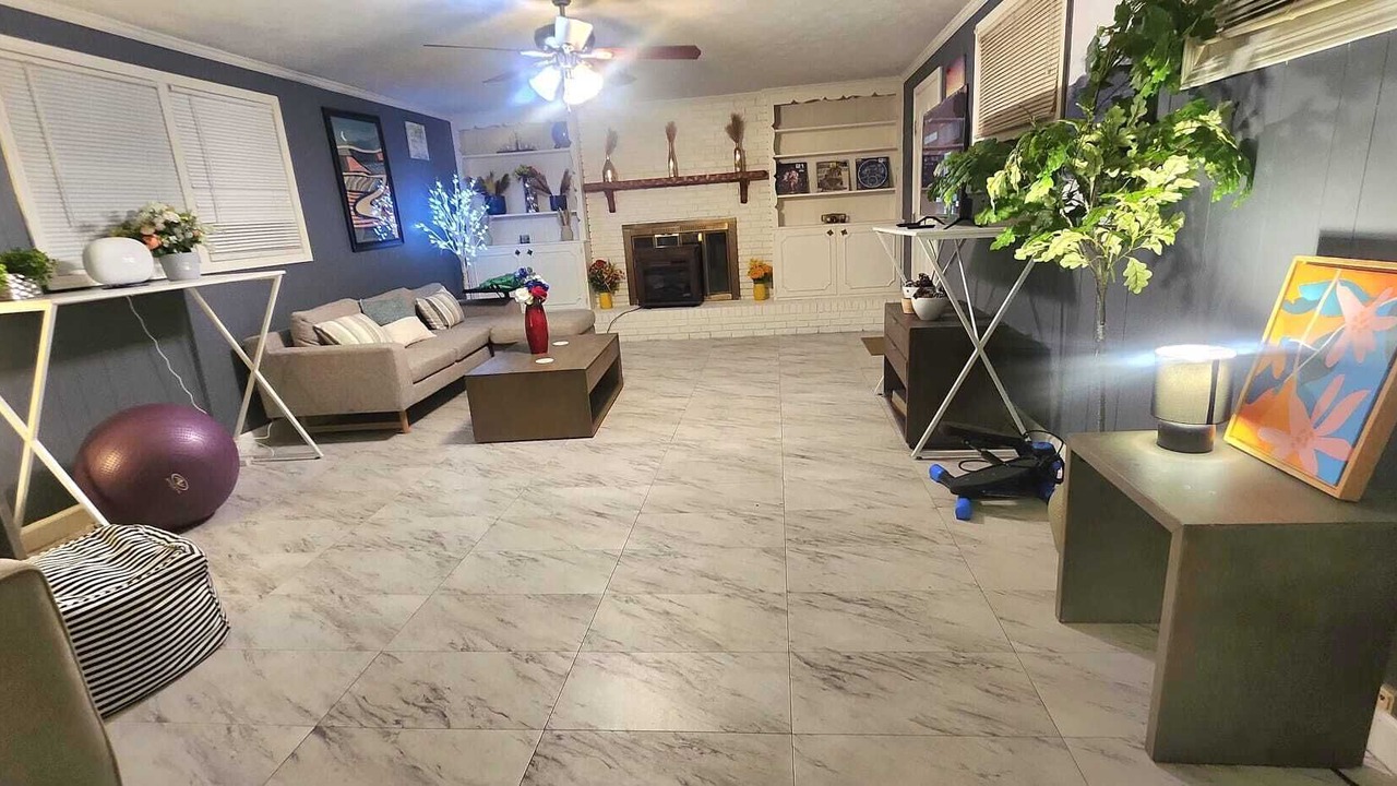 Photo of Livingroom in Greer