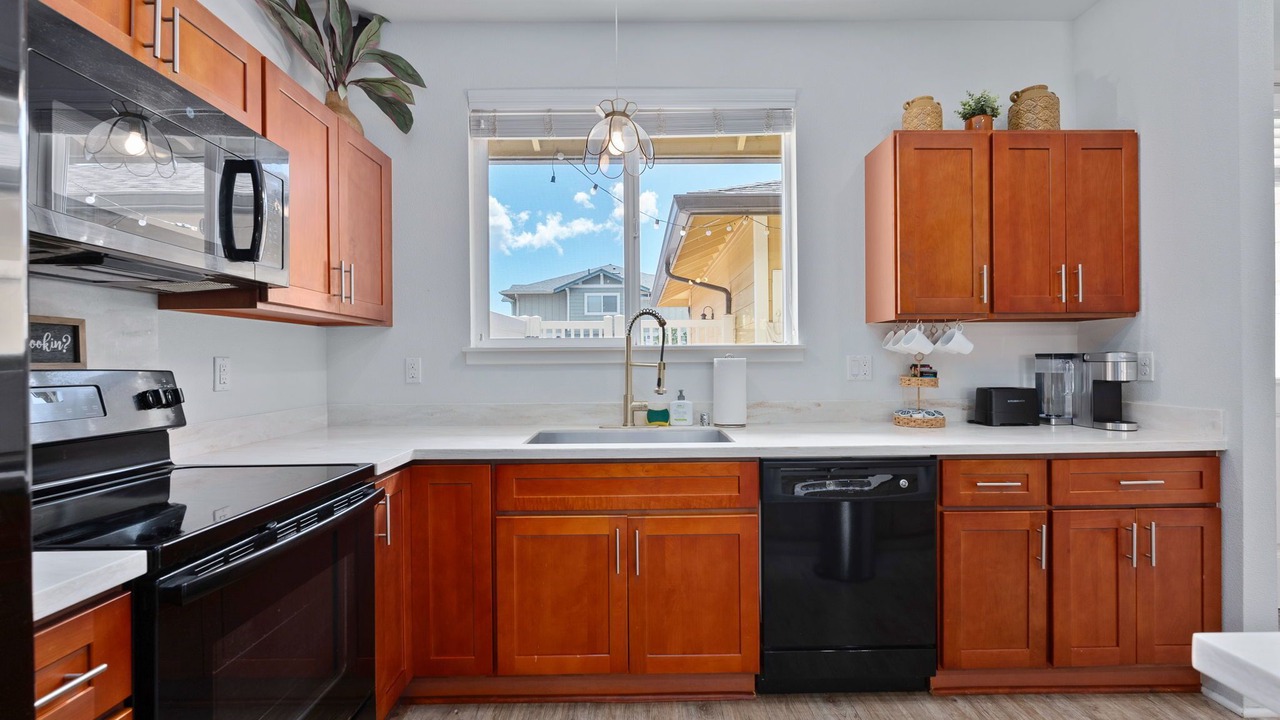 Photo of Kitchen in Kalaeloa