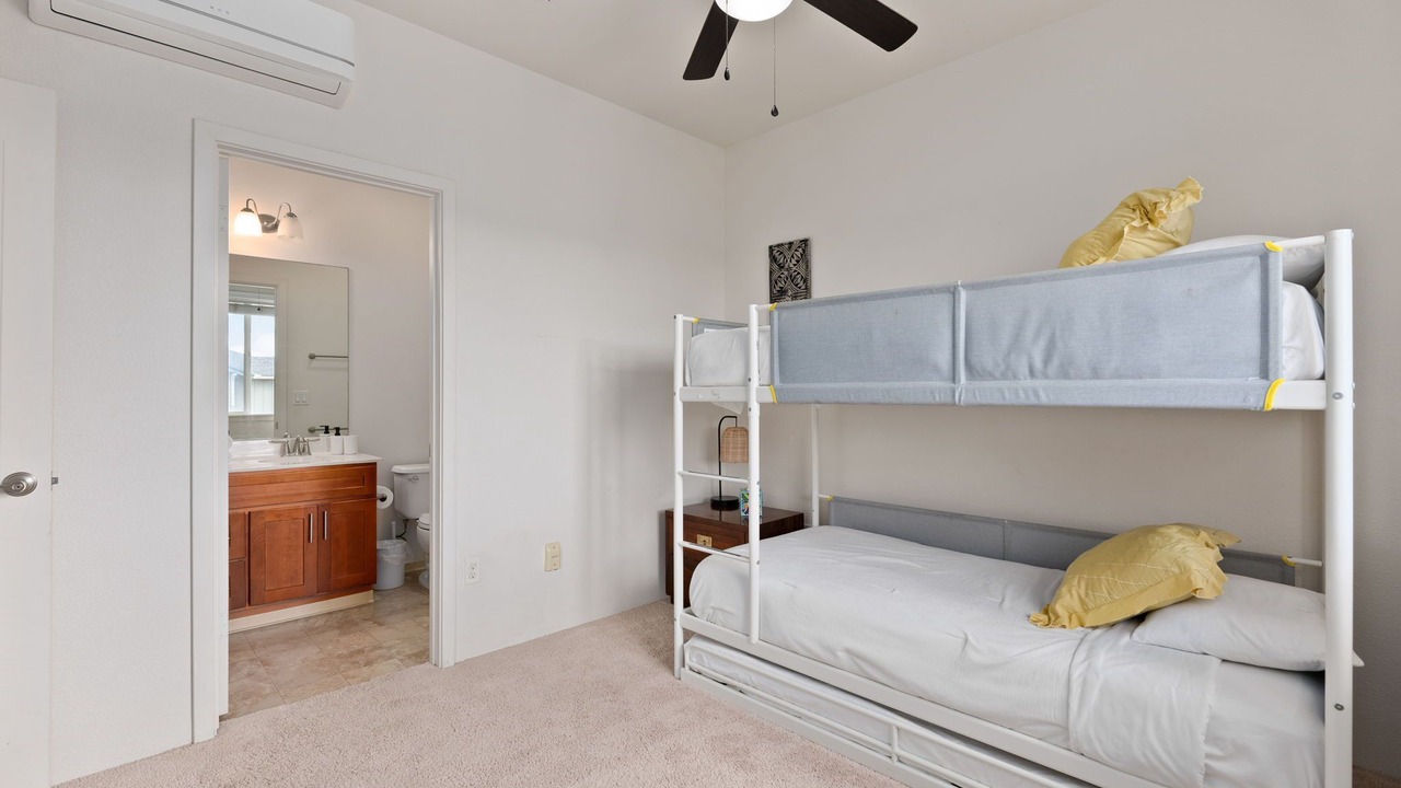 Photo of Bedroom in Kalaeloa