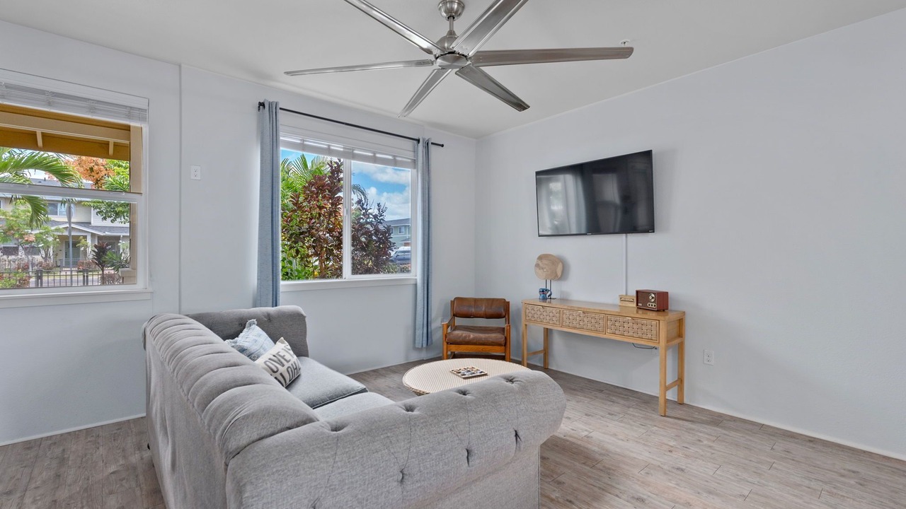 Photo of Livingroom in Kalaeloa