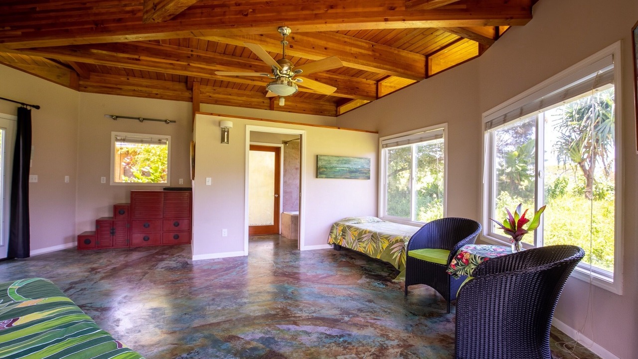 Photo of Bedroom in Pahoa