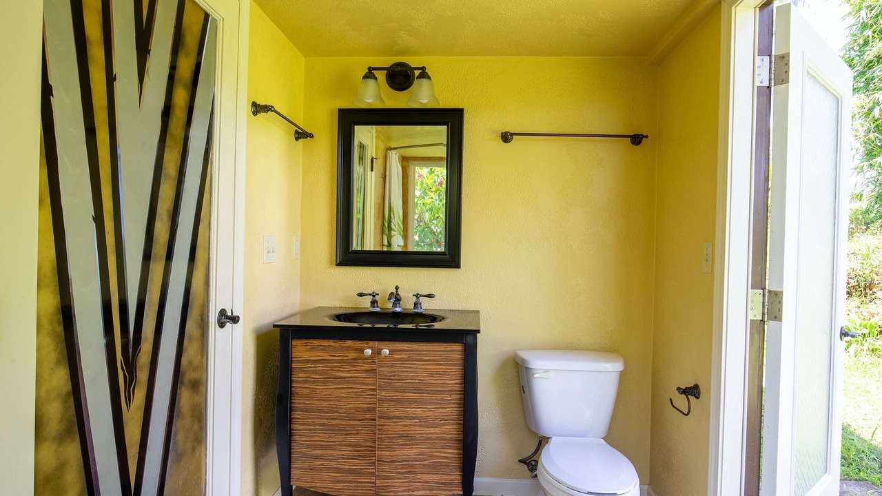 Photo of Bedroom in Pahoa