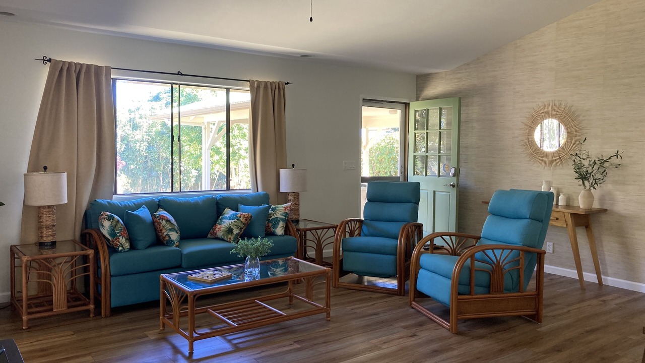 Photo of Livingroom in Hawi
