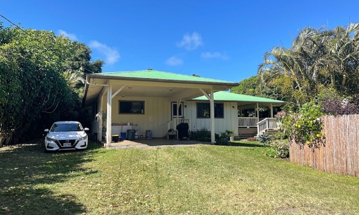 Photo of Outdoor in Hawi