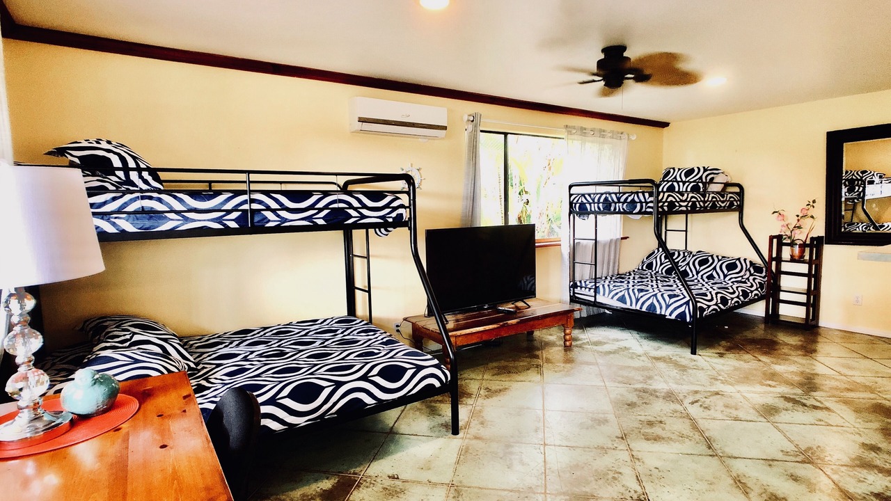 Photo of Bedroom in Kahaluu Bay