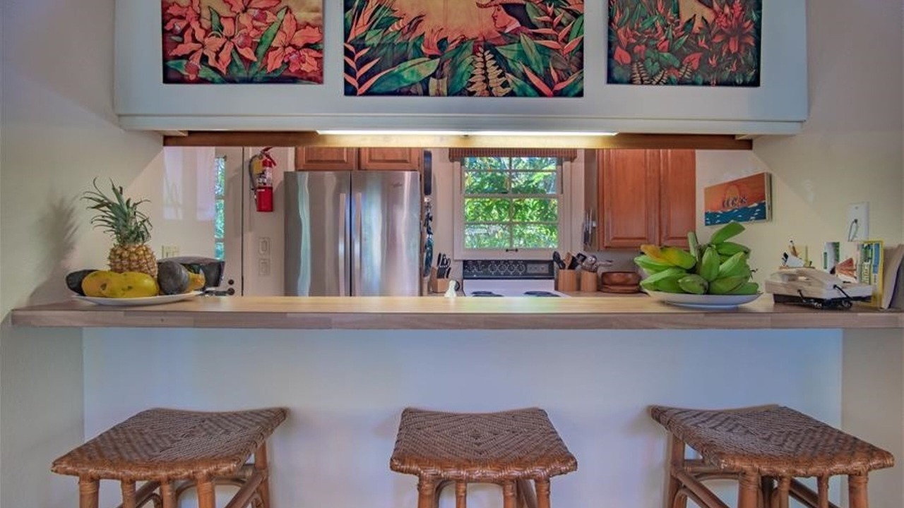 Photo of Kitchen in Maunaloa