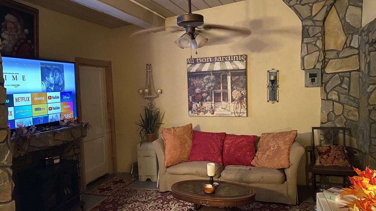 Photo of Livingroom in Lexington