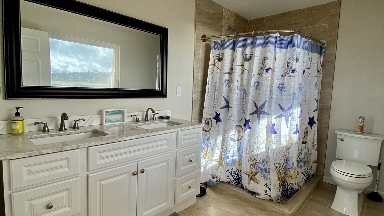 Photo of Bathroom in Kahala