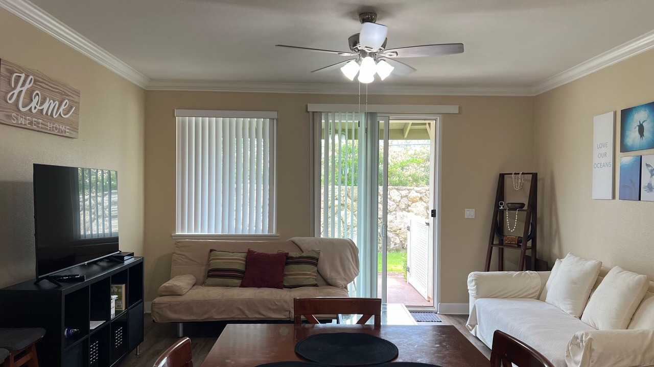 Photo of Livingroom in Kapolei