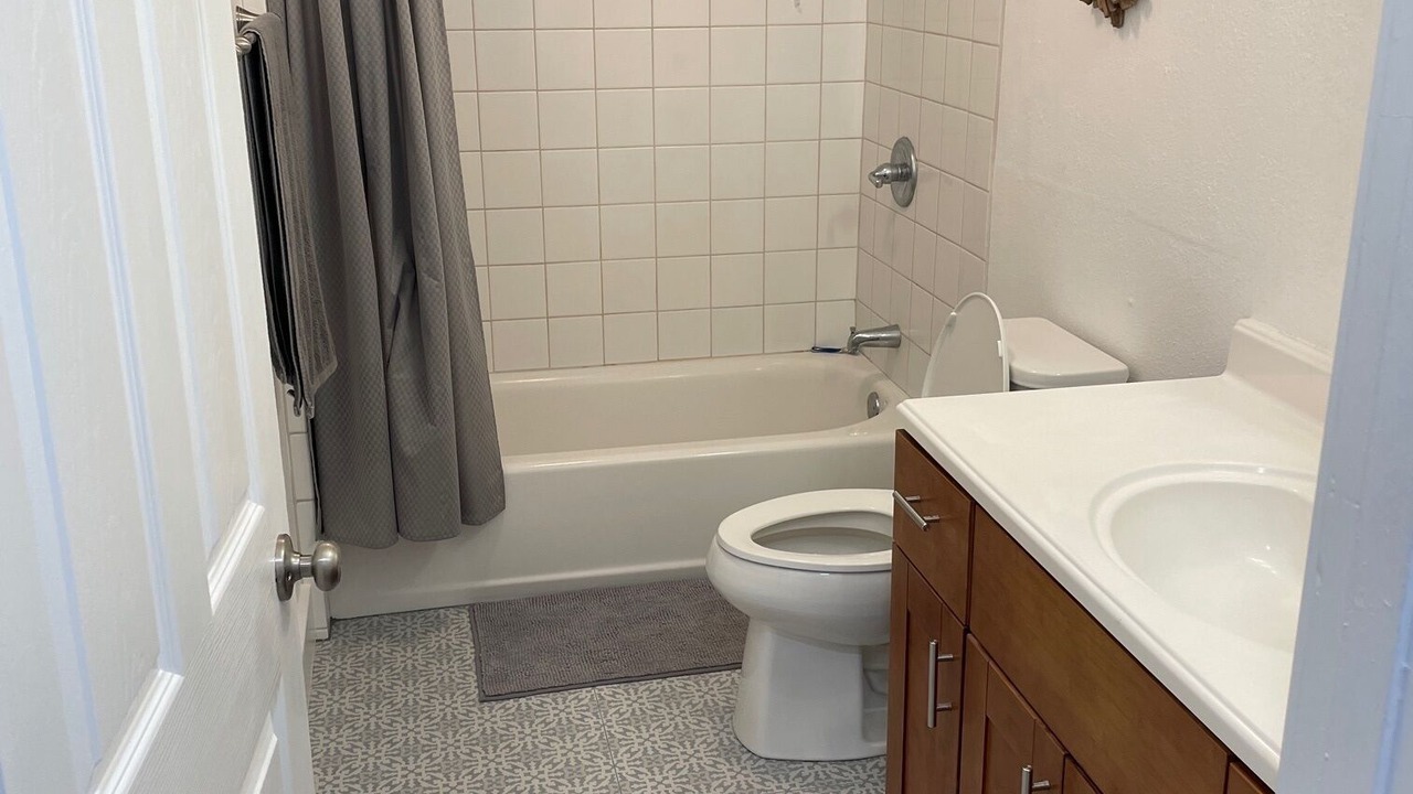 Photo of Bathroom in Laie