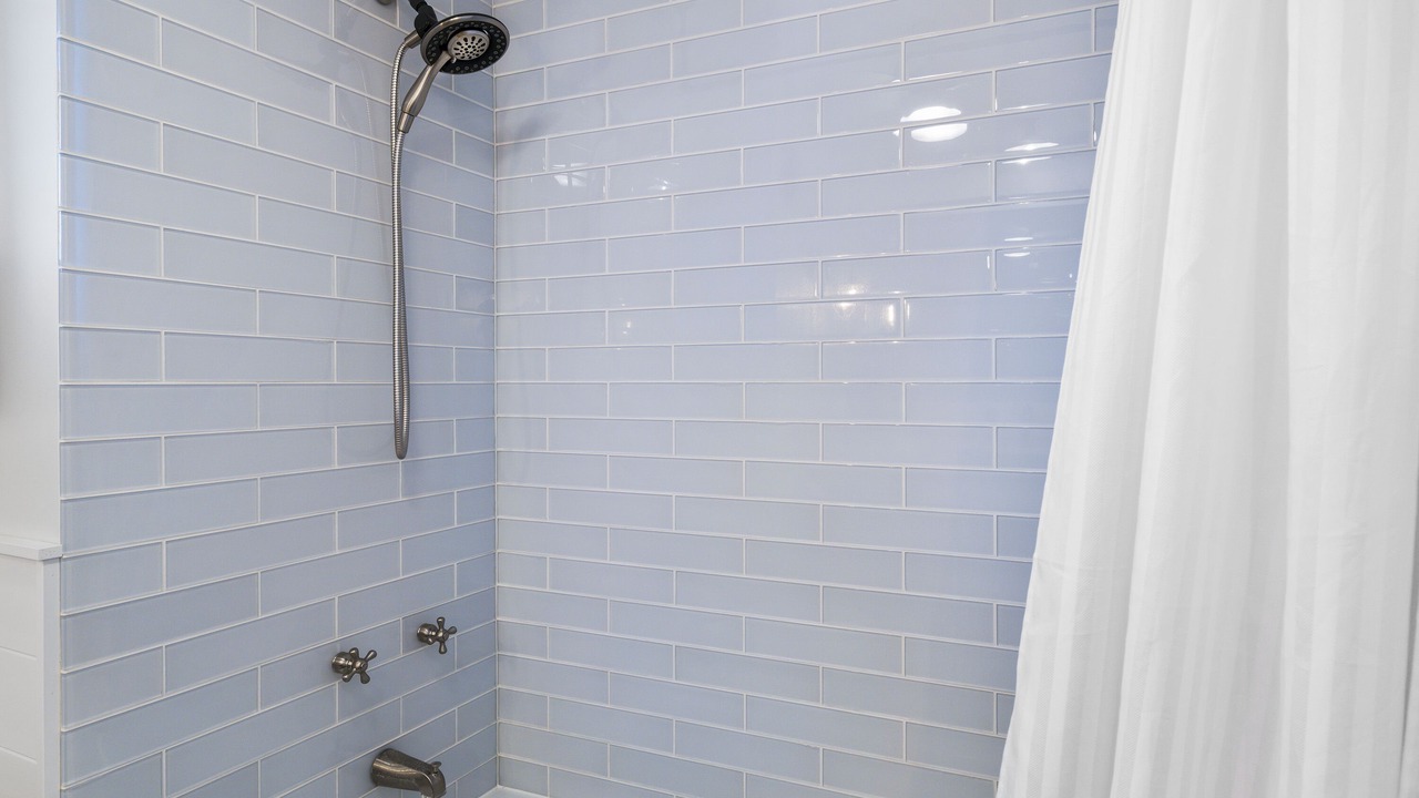Photo of Bathroom in Historic Kailua Village