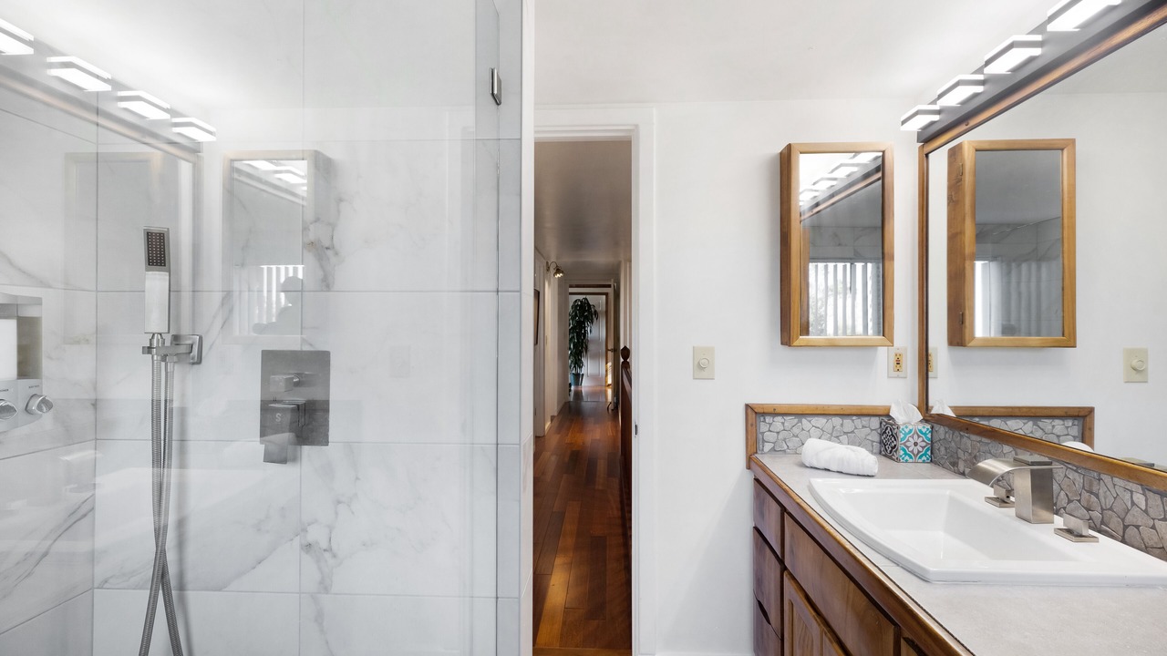 Photo of Bathroom in Makawao