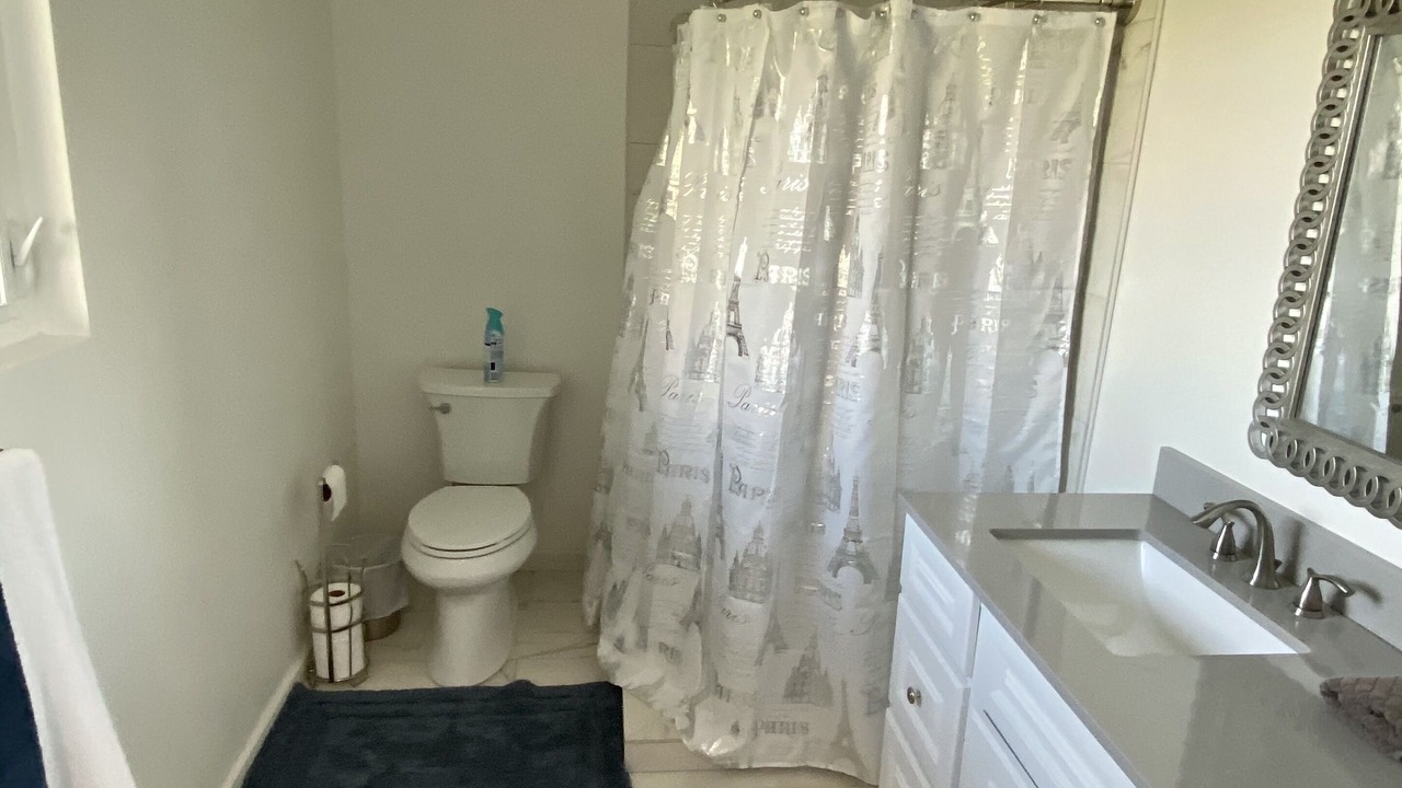 Photo of Bathroom in Kahala