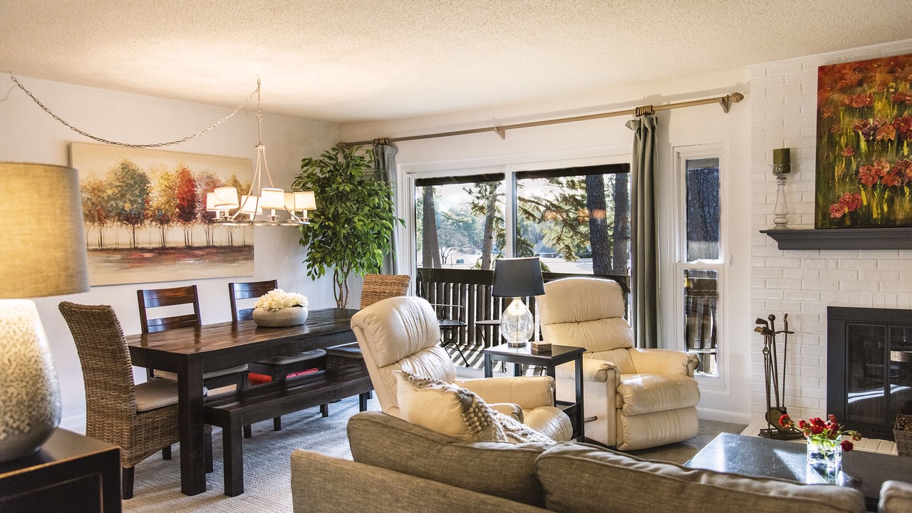 Photo of Livingroom in Pinehurst