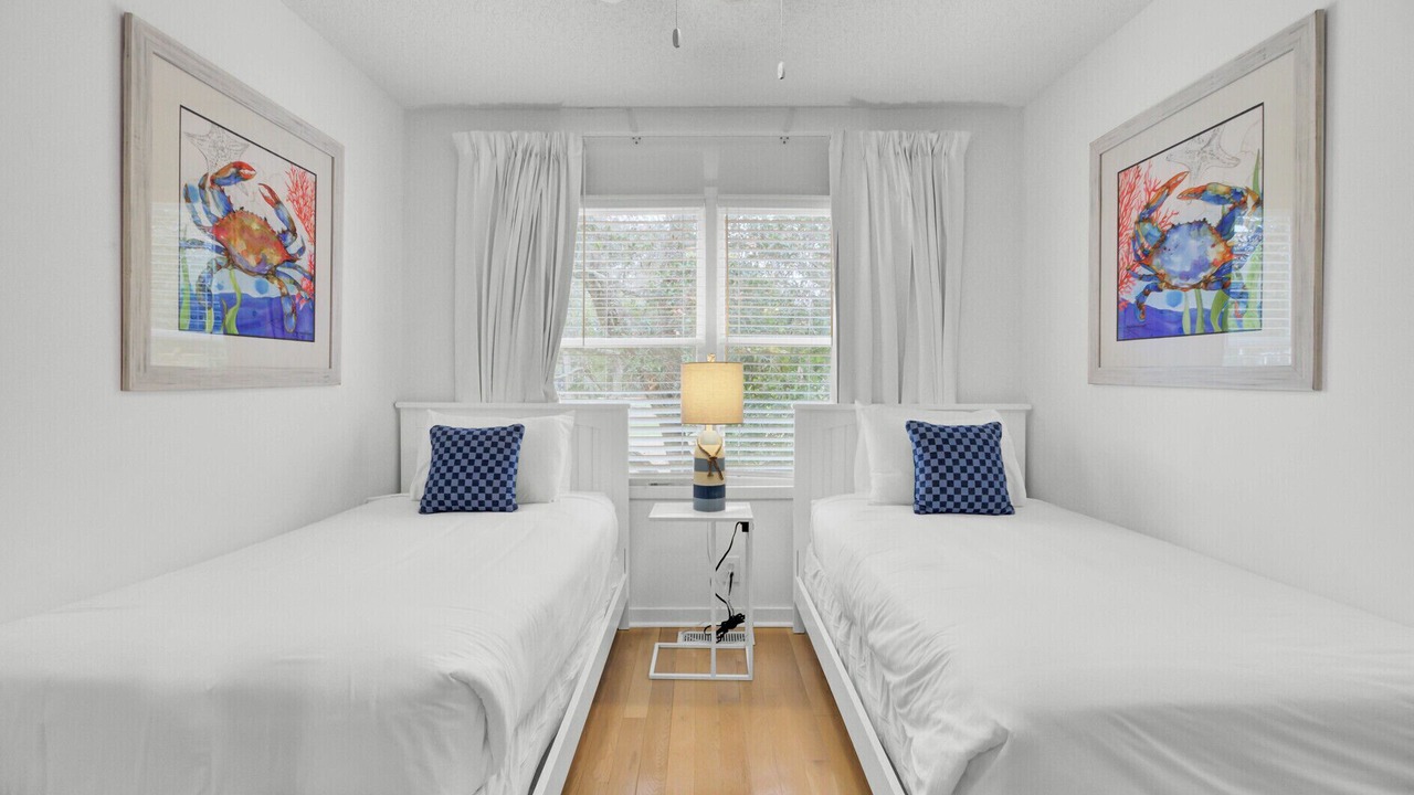 Photo of Bedroom in Pelican Bay