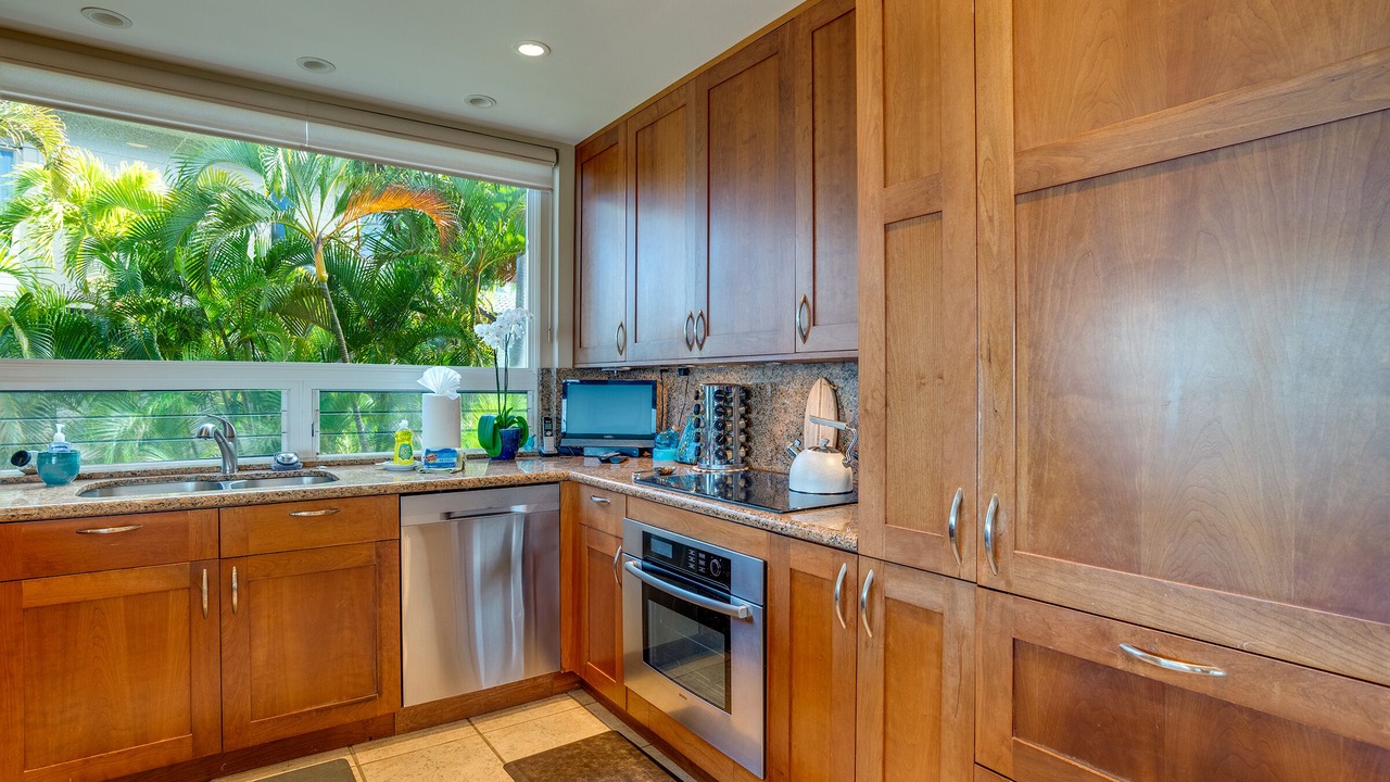 Photo of Kitchen in Napili