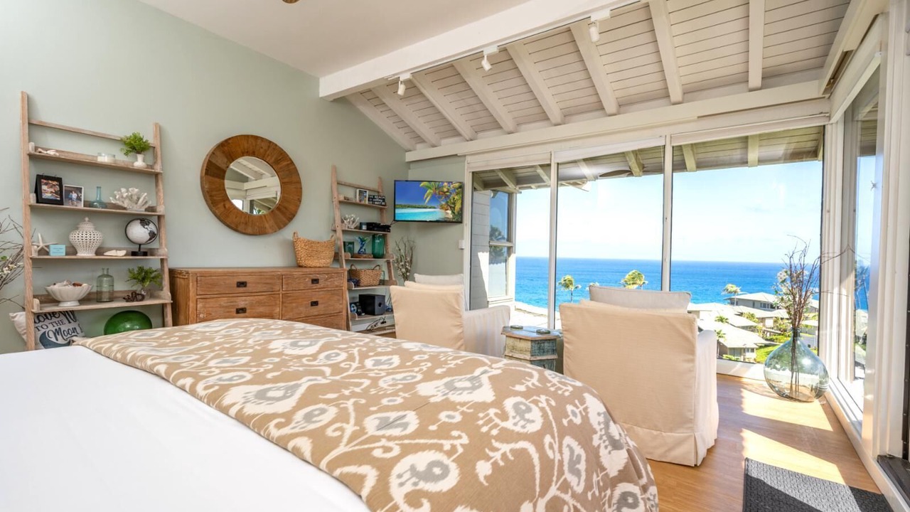 Photo of Bedroom in Napili