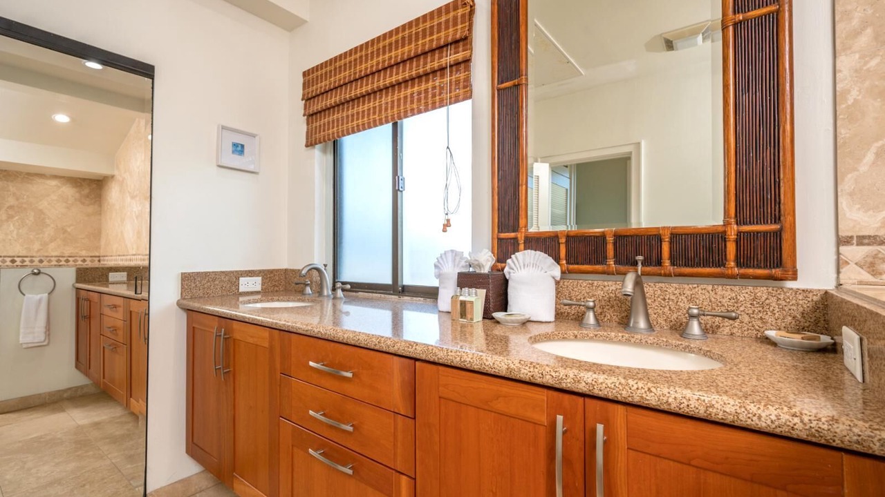 Photo of Bathroom in Napili