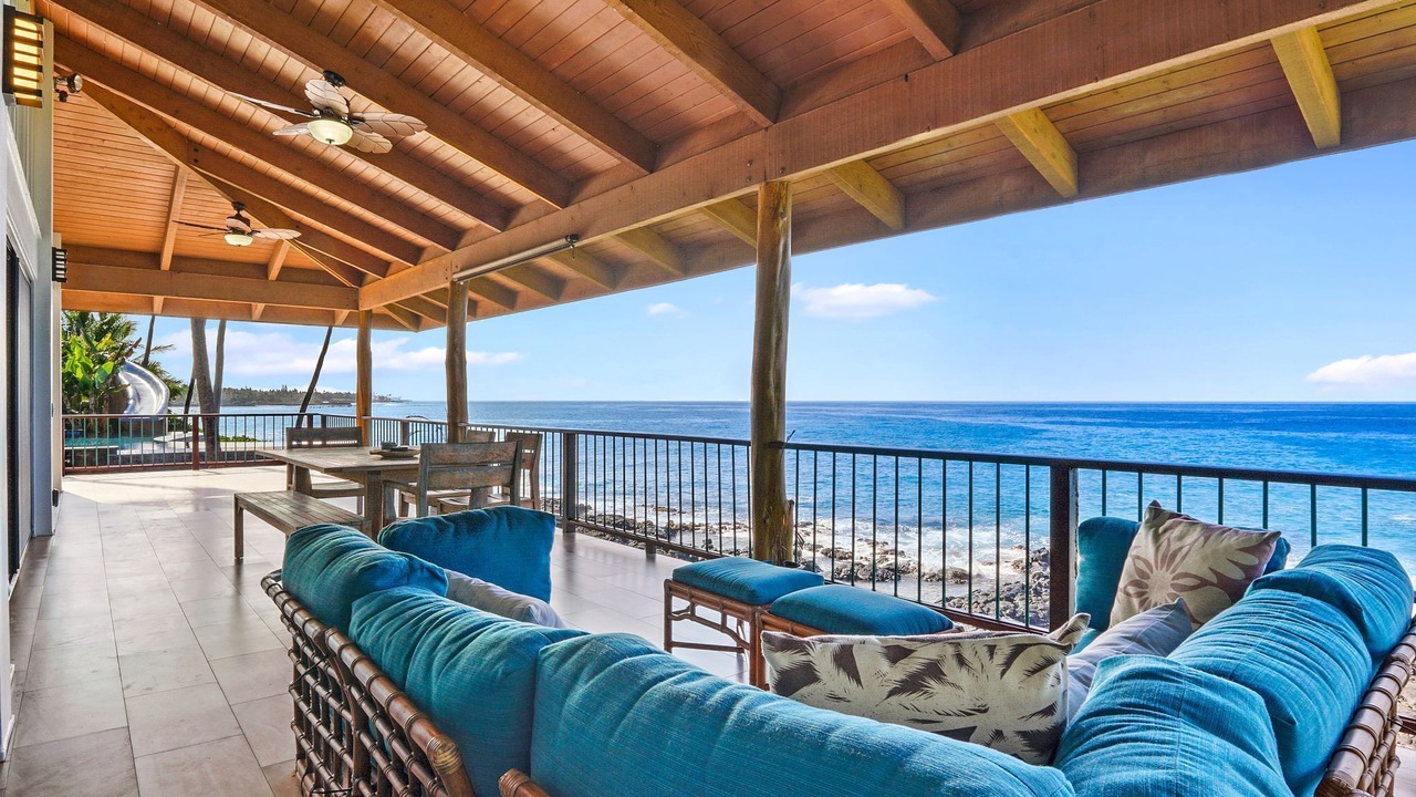 Photo of Outdoor in Kahaluu Bay