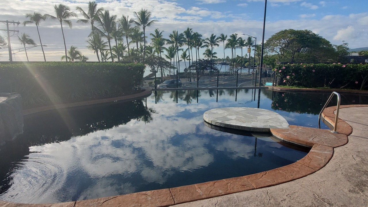 Photo of Outdoor in Kahaluu Bay